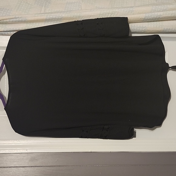 New Directions Black Boho Lace-up Top Size Medium - Picture 6 of 6